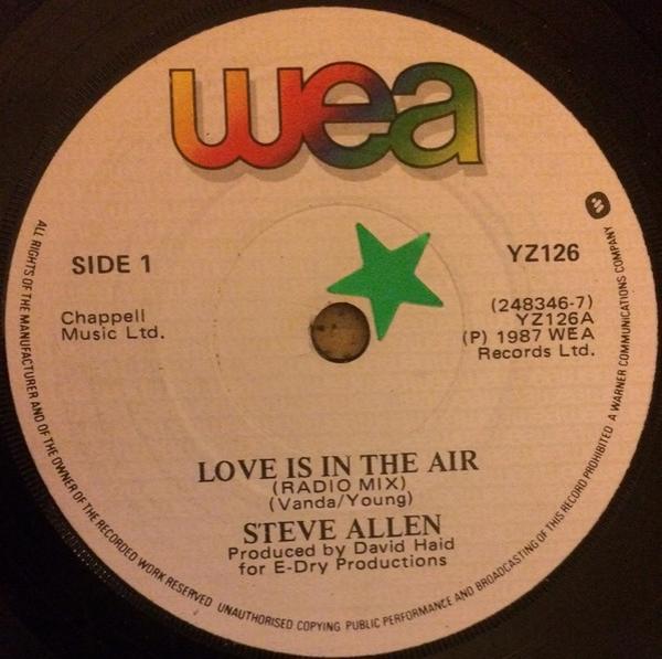 Steve Allen - Love Is In The Air (Radio Mix)